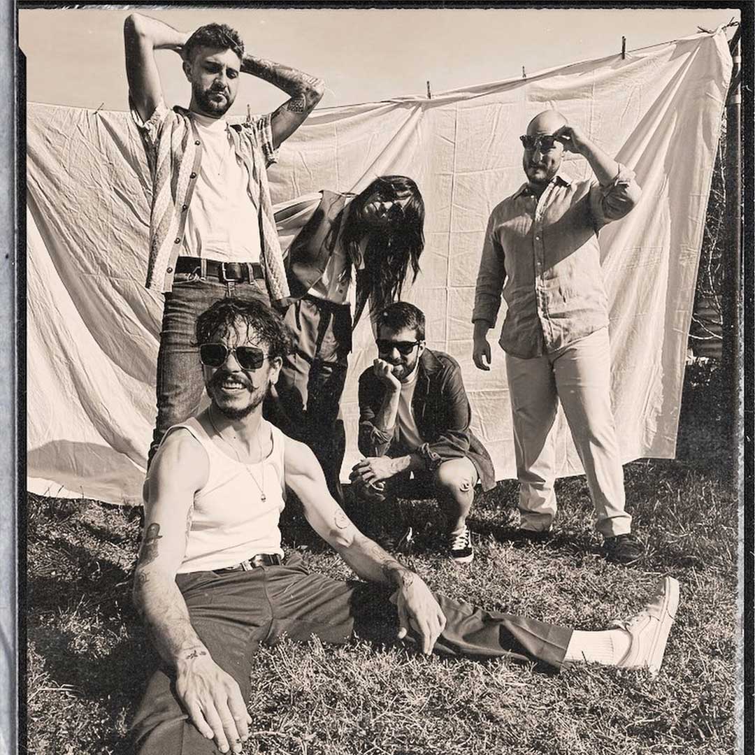 BISONTE + GONZALO DE COS en Sevilla